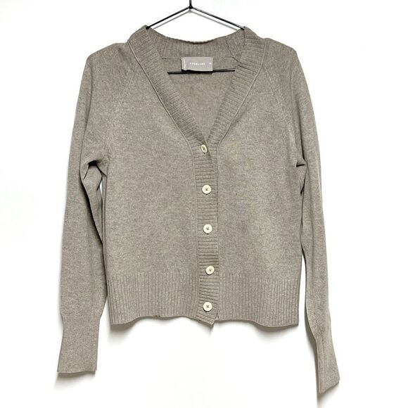 Everlane Recashmere Varsity Cardigan Sand Womens Sz XS Host Pick - Picture 3 of 7